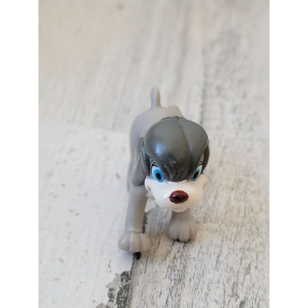 Burger King mini 1997 gray dog puppy toy figure